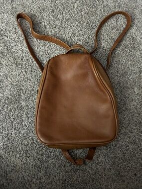Ledonne Leather Brown Backpack - Classic Minimalist Design